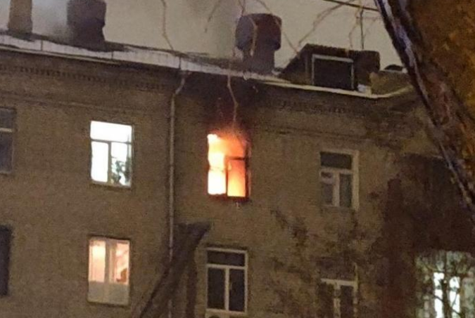 Вночі у Харкові згоріли дві оселі