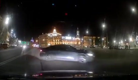 «Маневры» BMW в центре Харькова: установлен владелец иномарки