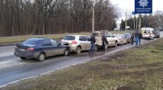 На Белгородском шоссе произошло массовое ДТП. Есть пострадавший (фото)