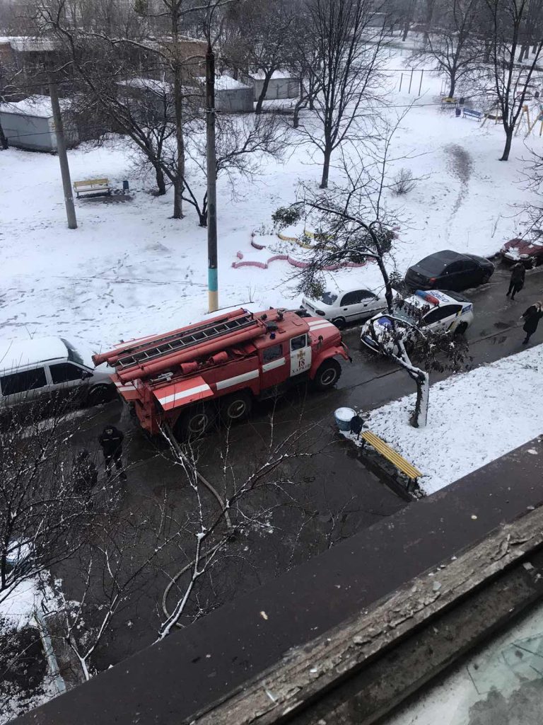 В Харькове во время пожара в девятиэтажке погиб человек (фото)