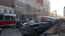 На Полтавском Шляхе произошло ДТП (фото)
