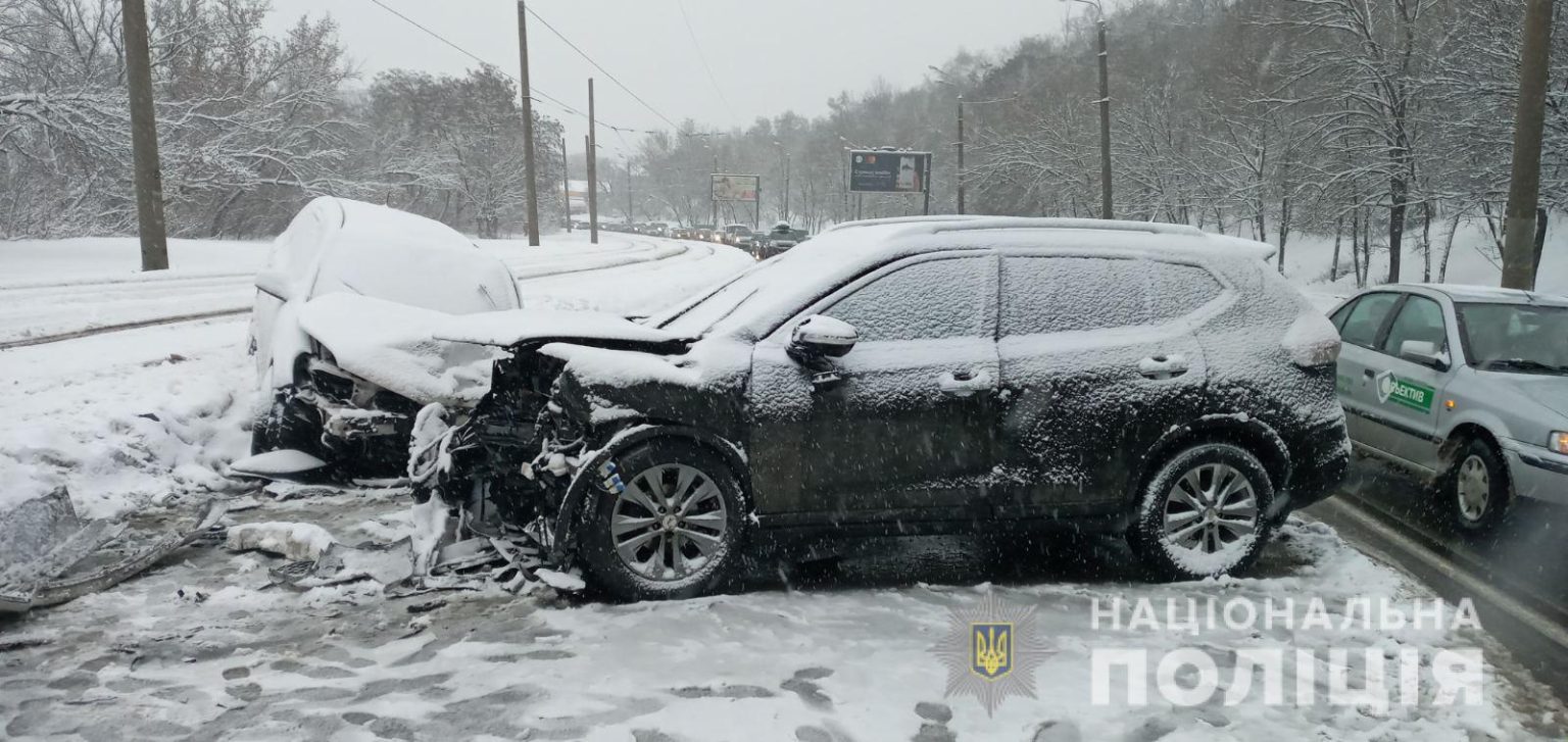 В Киевском районе ДТП. Пострадавшие госпитализированы (фото)