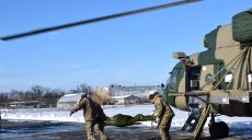В Харьковский военный госпиталь из зоны боевых действий доставлены раненые военнослужащие (фото)