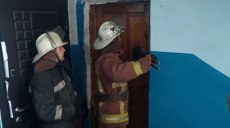 Спасатели выломали дверь, чтобы спасти жизнь бабушке