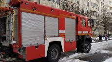 В Харькове на пожаре в многоэтажке погибла женщина (фото)