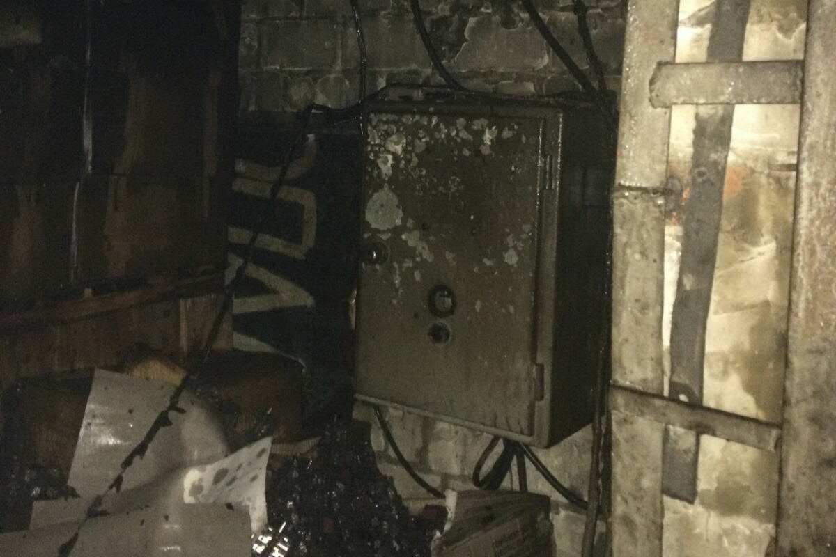 Спасатели погасили крупный пожар в частном домовладении (фото)