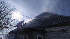 Из-за проблем с дымоходом загорелся дом на Харьковщине (фото)