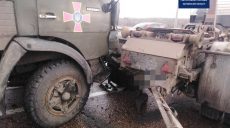 Военный КамАЗ «протаранил» на Окружной BMW (фото)