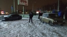 На Московском проспекте в аварию попали водители ВАЗ-21061 и BMW 320 (фото)