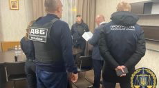 Двое патрульных пойманы на взятке через мобильное приложение