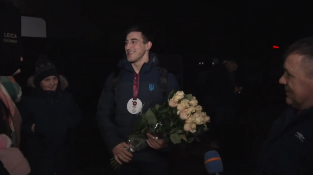 До Харкова повернувся чемпіон Європи з боротьби Семен Новіков (відео)