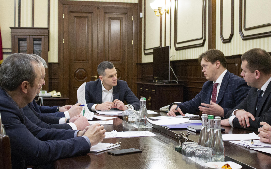 Председатель ХОГА обсудил с руководителем Фонда госимущества перспективы работы заводов «Электротяжмаш» и «Турбоатом»