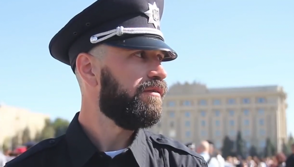 Найяскравіший патрульний Харківщини розповів, чому подав у відставку