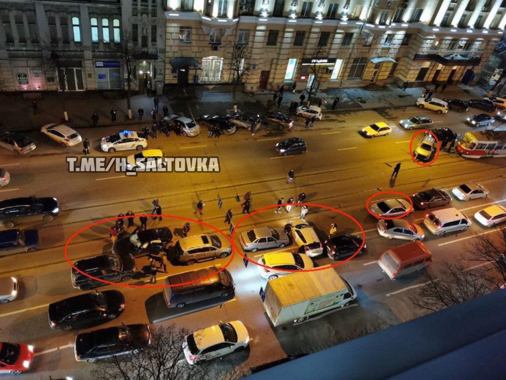 На Полтавском Шляхе столкнулись 9 автомобилей (фото)