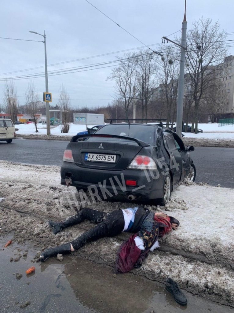 На пешеходном переходе водитель сбил насмерть двух женщин