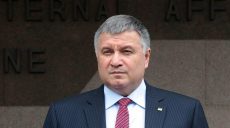 Аваков сохранит министерский пост. Вопрос об увольнении Рябошапки отложат — СМИ