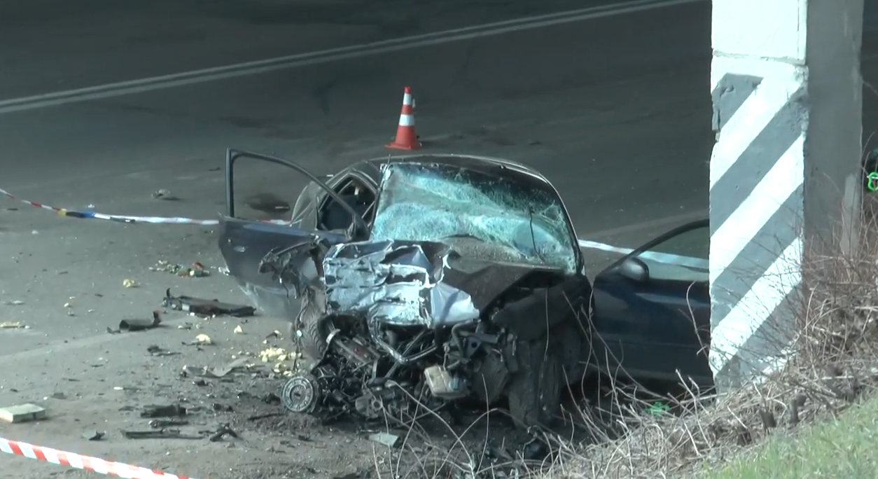 Смертельна аварія у Харкові: на кільцевій дорозі водій не впорався з керуванням (відео)