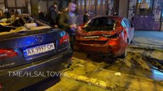 Вночі в центрі Харкова сталася ДТП за участи автівки поліції — подробиці (фото, відео)
