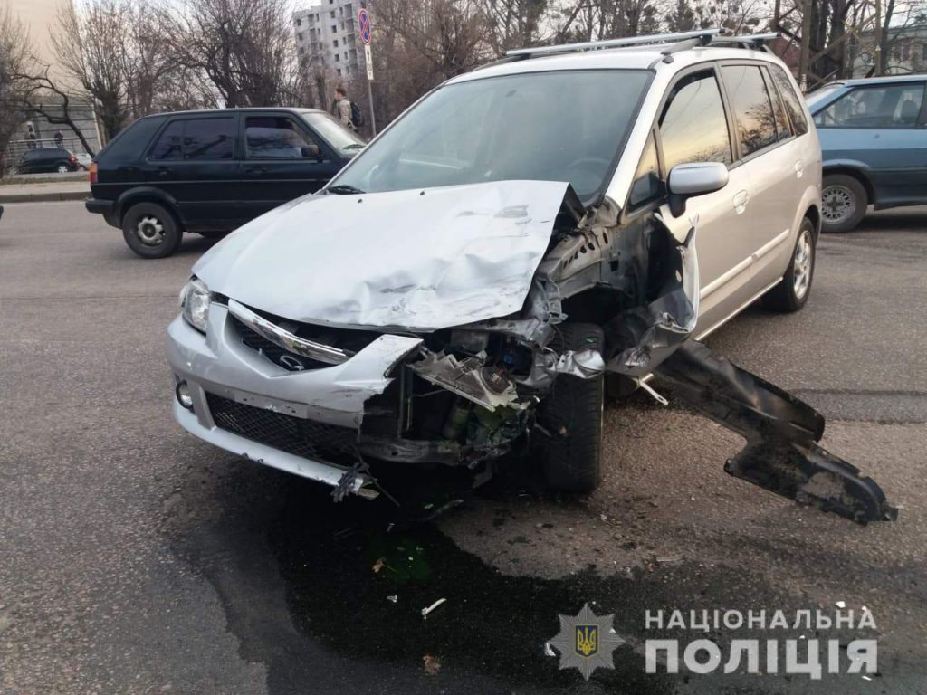 Мотоциклист погиб в результате аварии в Харькове (фото)