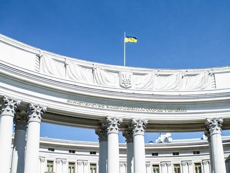 Украинский дипломат заболел коронавирусом