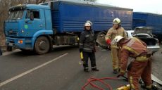 Спасатели ликвидировали последствия ДТП на Харьковщине, в результате которого погибли четыре человека (фото)