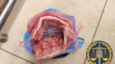 Харьковчанина, который «заминировал» супермаркет куском мяса, могут посадить на 6 лет (фото)