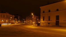 Поліція розслідує нічну бійку на площі Поезії  у Харкові