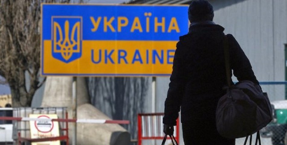За останню добу із-за кордону повернулися 11 тисяч українців