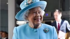 Принц Чарльз показал пример англичанам, как поздравить королеву с 70-летием правления (фото)