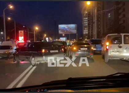 В Харькове произошло ДТП (видео)