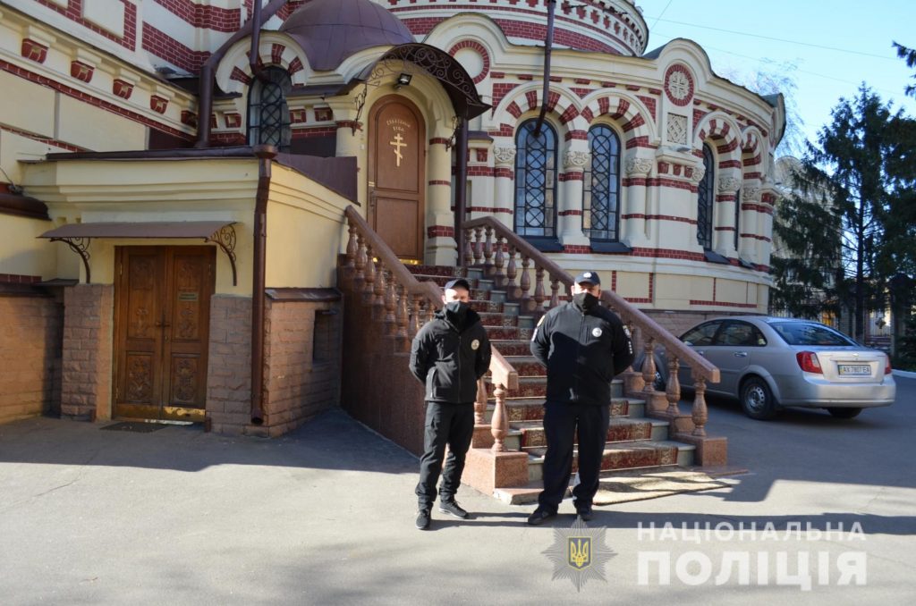Благовещенский собор в Харькове на Пасху посетило рекордное количество верующих (видео)