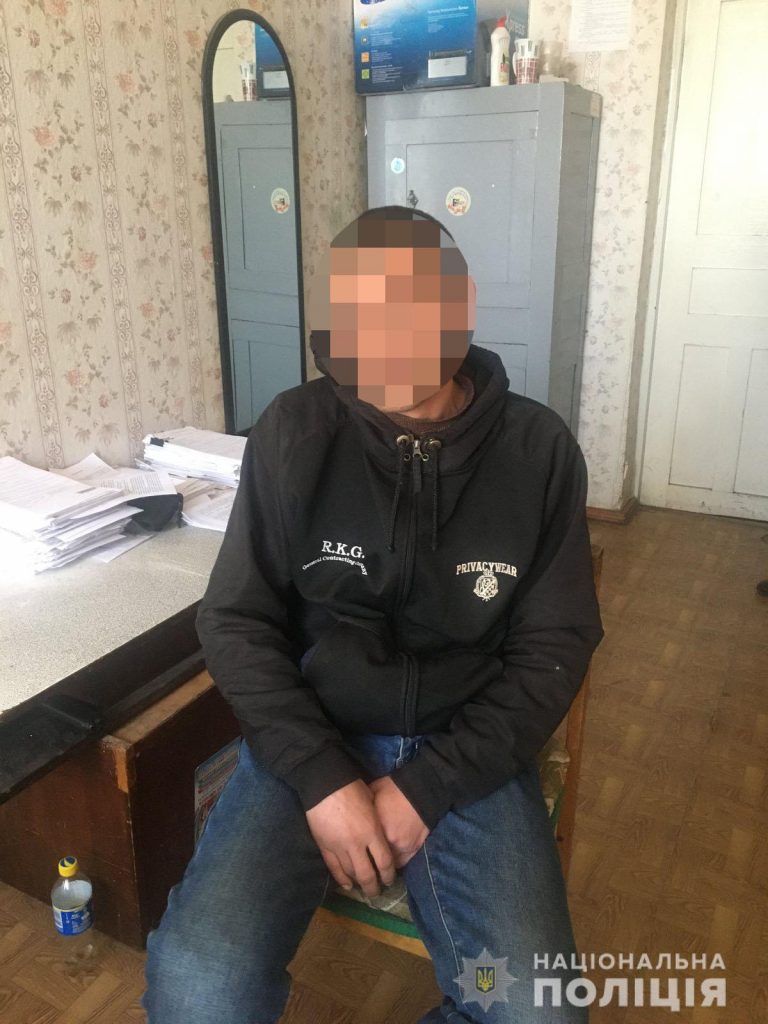 Мужчина на Харьковщине попытался ограбить пенсионерку