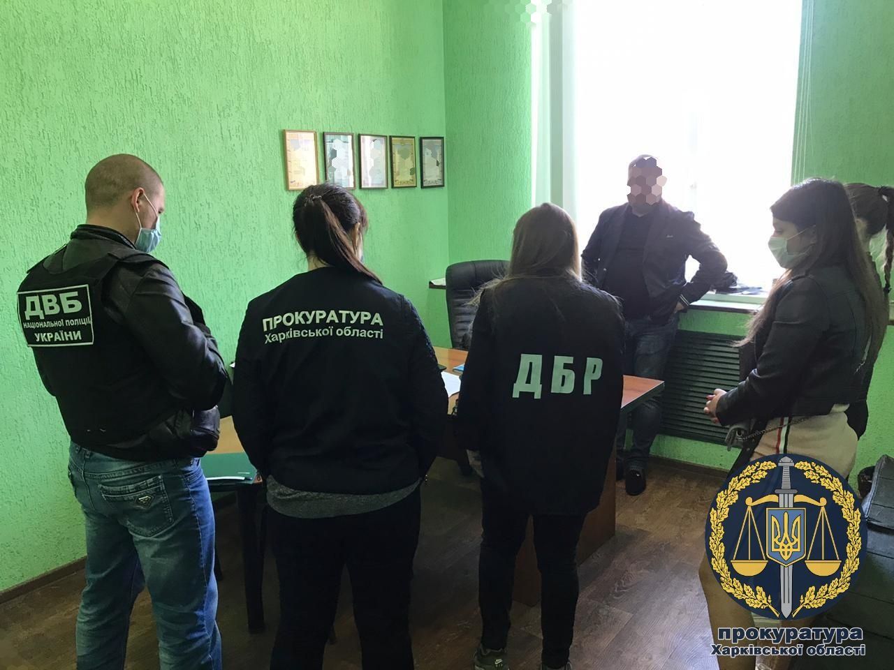 Полицейским, которые покрывали несовершеннолетнего убийцу, сообщено о подозрении (фото)