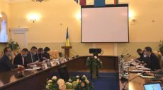 Пятнадцати тысячам украинцев готовят места под принудительную обсервацию