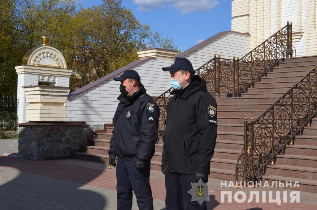 Празднование Пасхи прошло без грубый нарушений — полиция (фото)