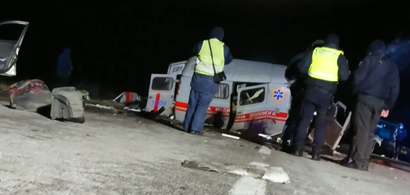 Подробиці смертельної ДТП на харківській кільцевій за участю «швидкої» (відео)