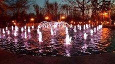 В парке Шевченко заиграл яркими красками новый фонтан (фото, видео)