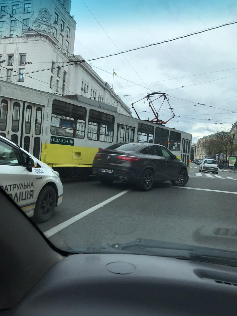 На площади Конституции случилось ДТП (фото)