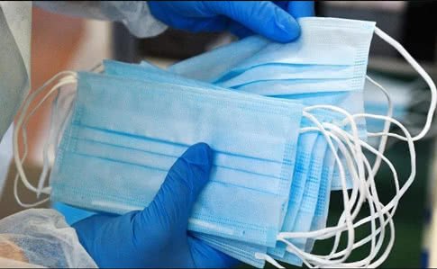 Безкоштовні маски у тролейбусах та трамваях: чи отримують харків’яни засоби захисту (відео)