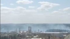 Масштабна пожежа між Солоницівкою та Пісочином