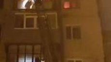 На проспекті Науки згоріла квартира (фото, відео)
