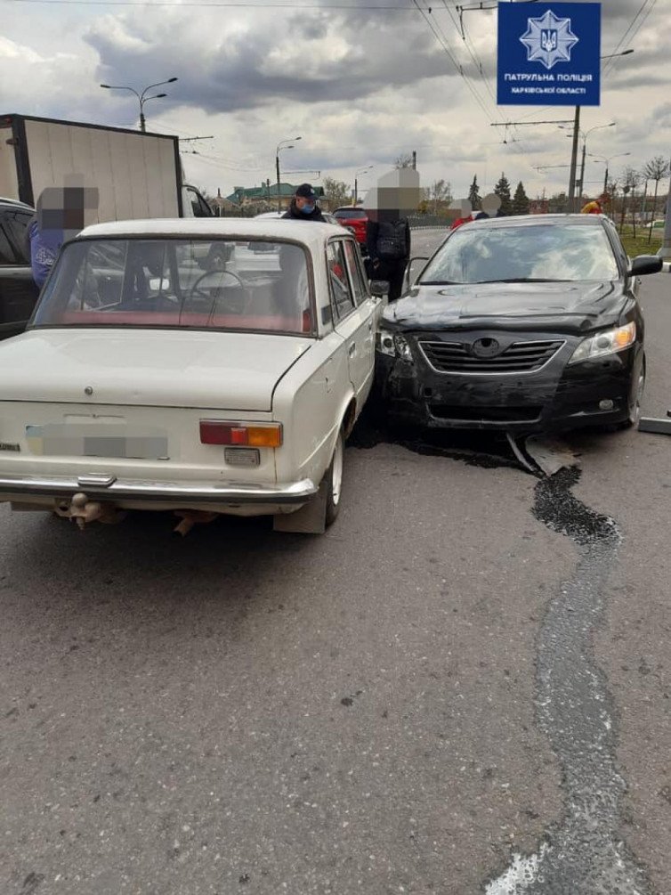 ДТП на проспекте Гагарина: водитель нарушил ПДД (фото)