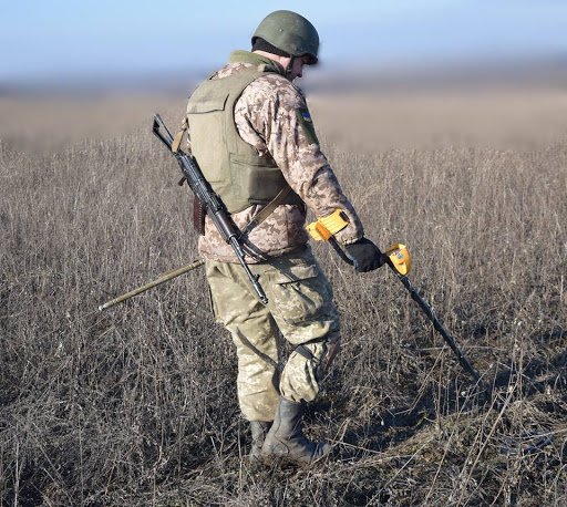 Піротехніки продовжують ліквідацію боєзапасів