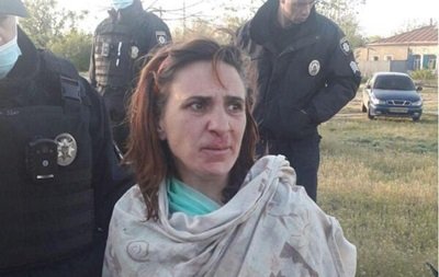 Односельчане рассказали о Татьяне из Подворок, которую задержали с головой дочери в пакете (видео)