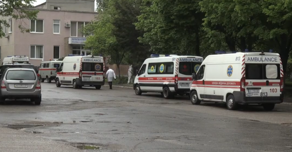 Чиновники Харківщини з’ясовували, чому лікарні не отримали обладнання на 53 мільйони (відео)