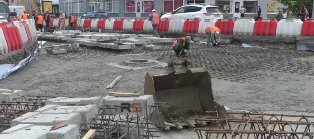 На перехресті Плеханівської та Молочної вулиць реконструюють трамвайні колії (відео)