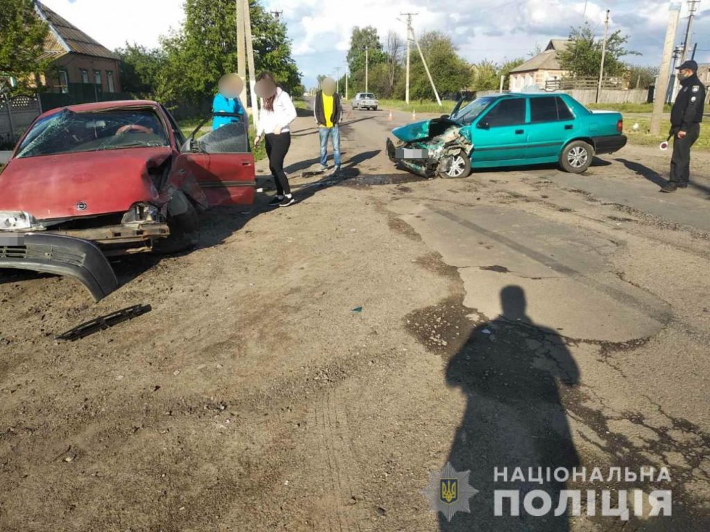 На Харьковщине в ДТП травмированы два человека (фото)