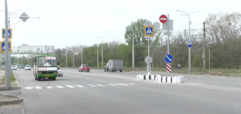 На небезпечній магістралі Харкова з’явиться світлофор (відео)