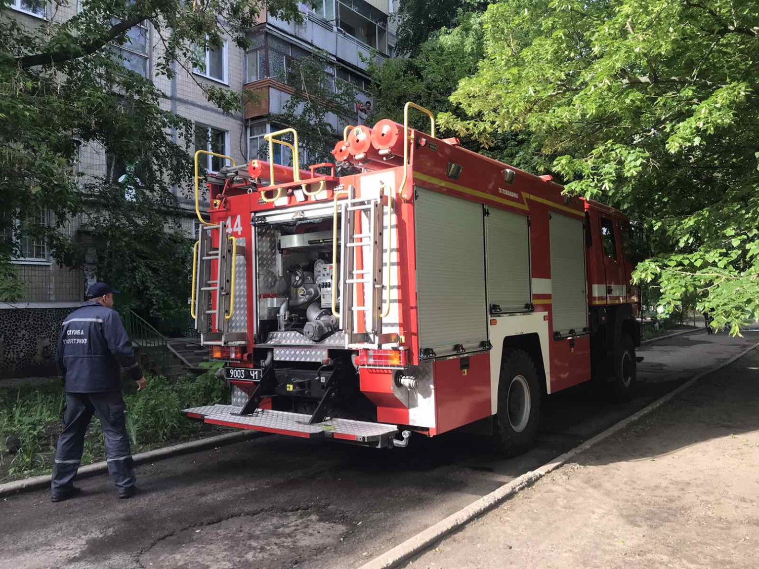 На Харьковщине произошел пожар в многоэтажке