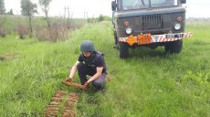 Пиротехники изъяли и обезвредили 32 артснаряда в Золочевском районе